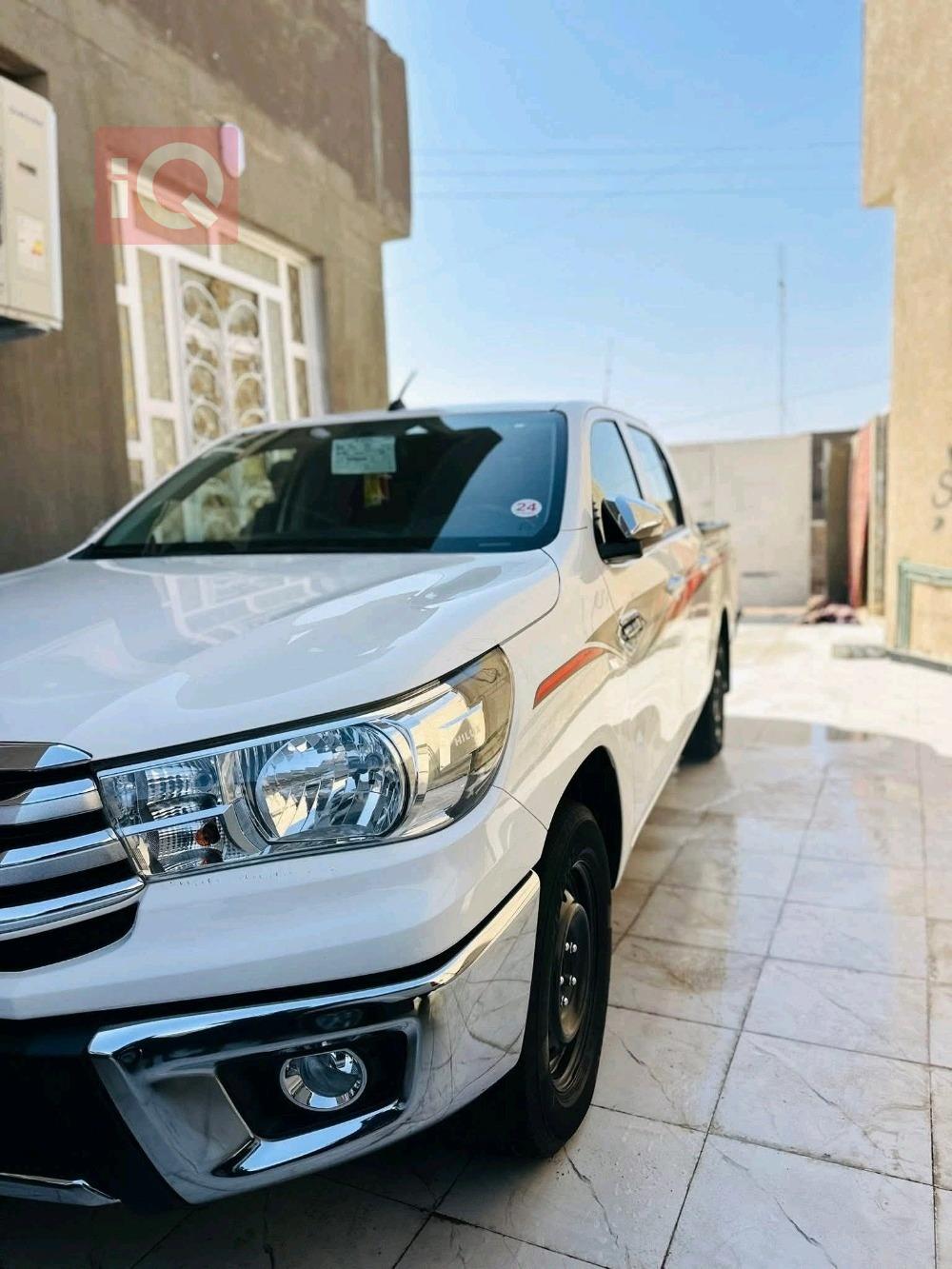 تويوتا هايلوكس
